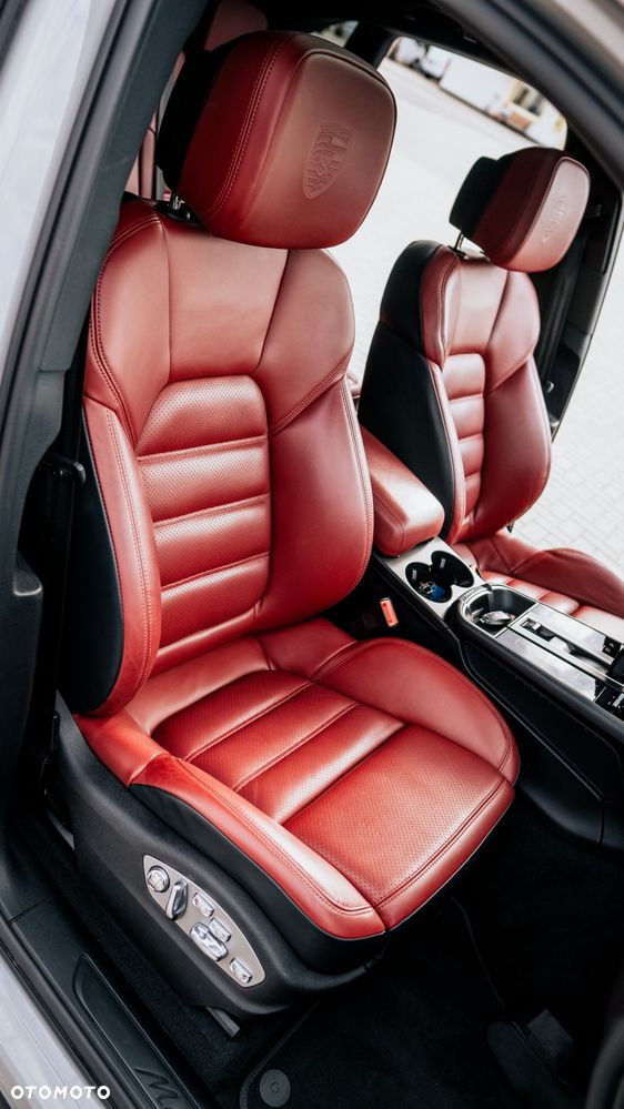 Porsche Macan Standard - 14