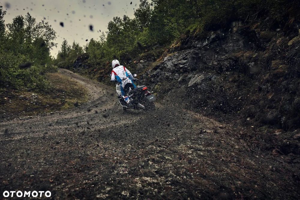Honda X-ADV - 16