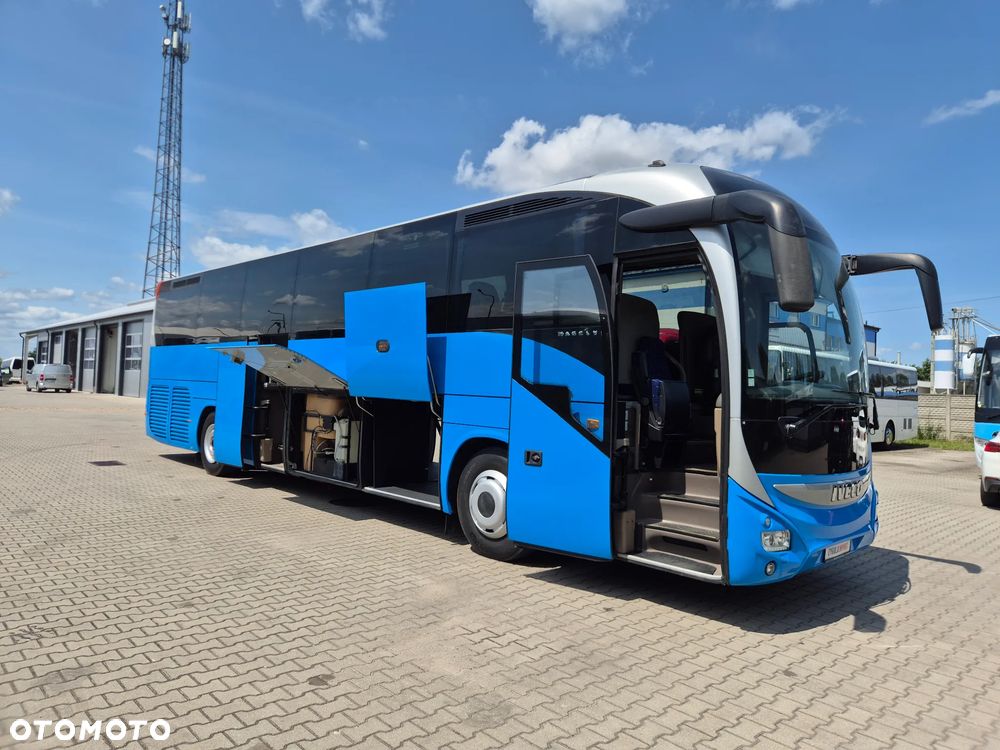Iveco MAGELYS HD / SPROWADZONY/ MANUAL/ WC / EURO 6 - 20