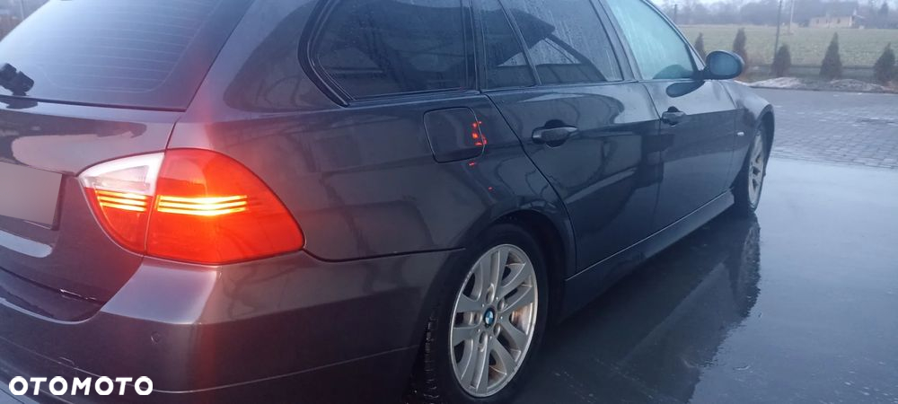 BMW Seria 3 320d - 3