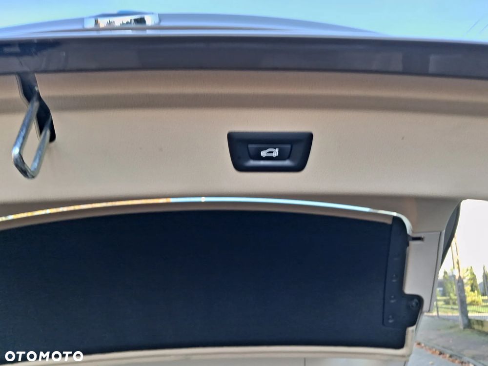 BMW 3GT 318d Luxury Line - 20