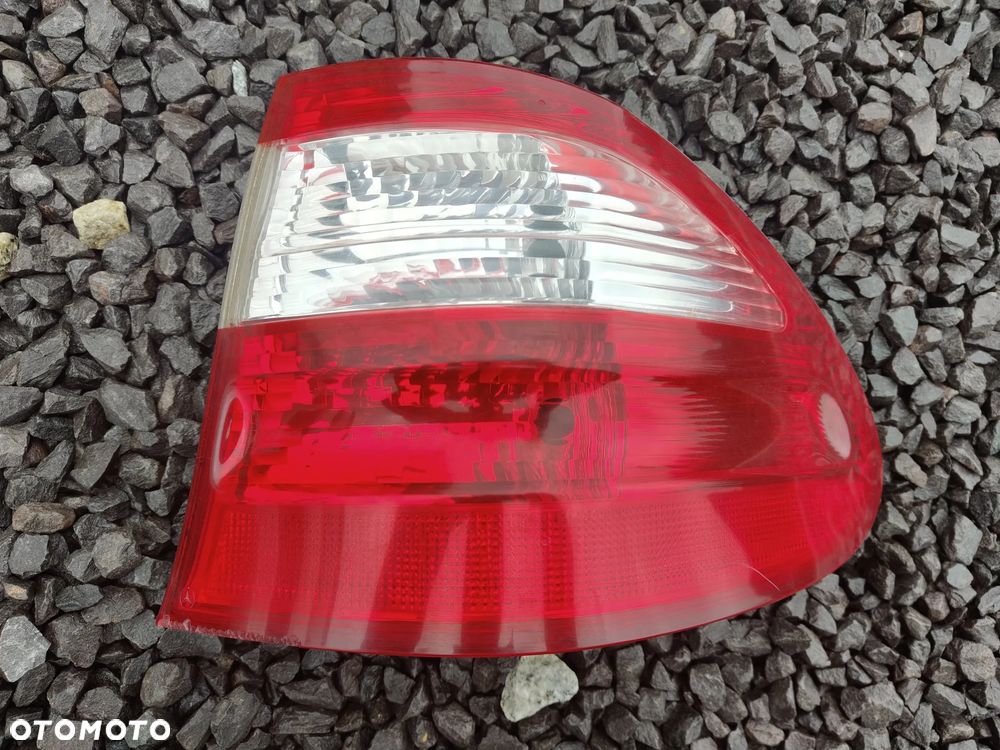 MERCEDES W211 Kombi Lampa Tył Tylna Prawa CLASSIC ELEGANCE - 1