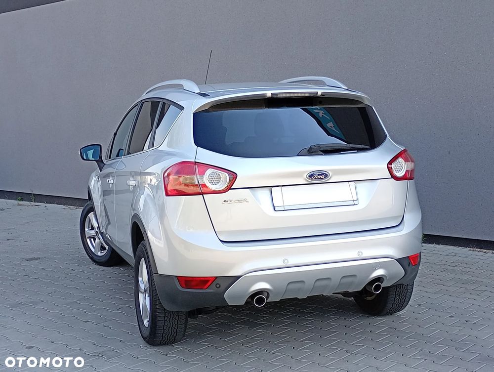 Ford Kuga - 2