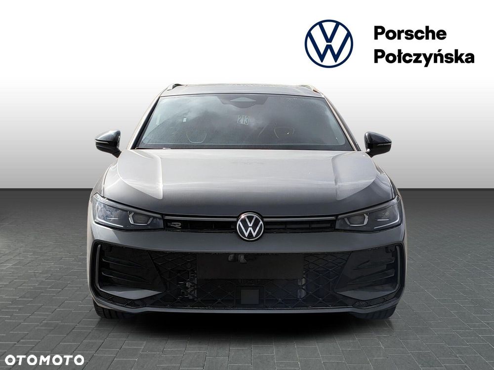 Volkswagen Passat - 8