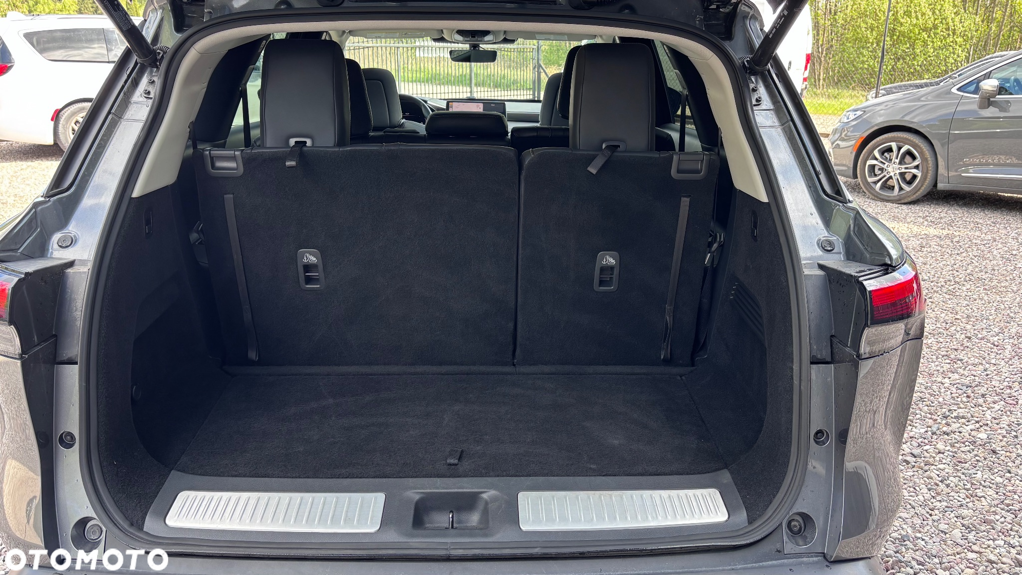 Infiniti QX60 - 25