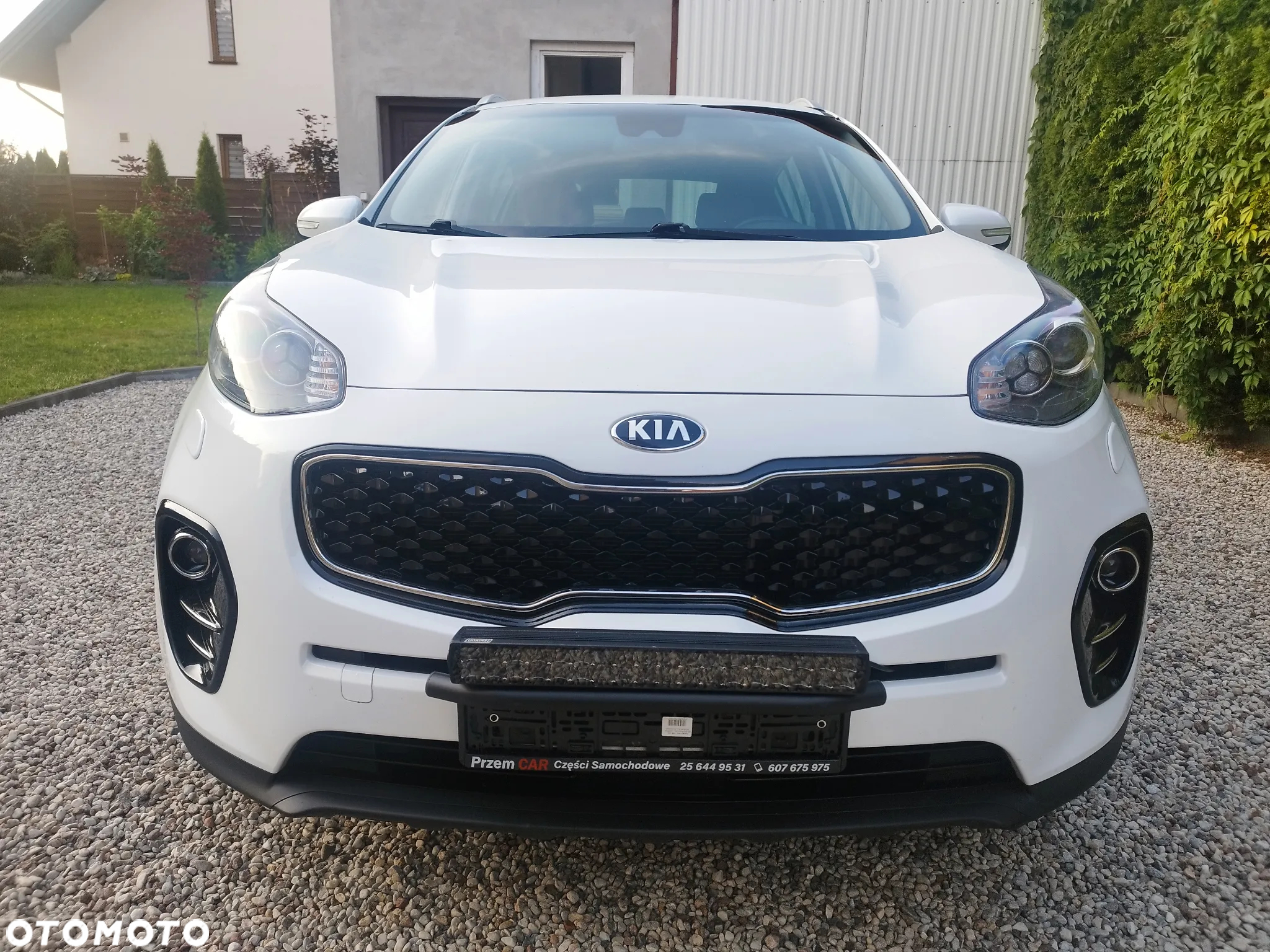 Kia Sportage 1.7 CRDI 2WD Dream-Team Edition - 26