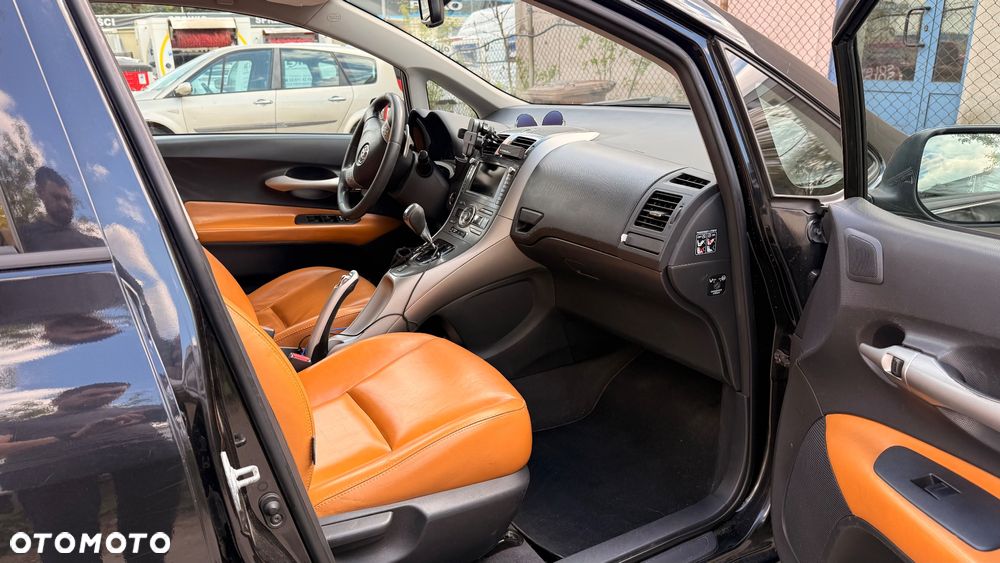 Toyota Auris 1.6 VVT-i Luna MM - 12