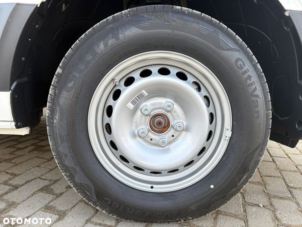 Volkswagen Crafter - 26