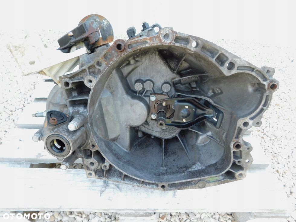 Skrzynia biegów 20DM39 Peugeot Partner 307 2.0 HDI Partner Xsara Picasso - 2