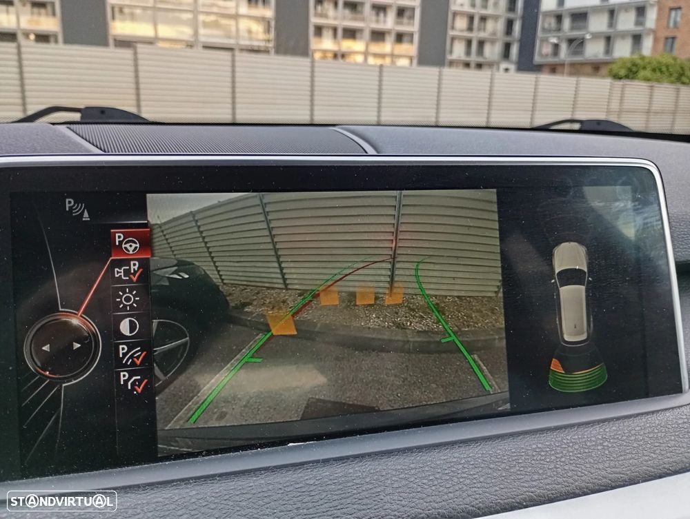 BMW X5 25 d sDrive Comfort 7L - 52