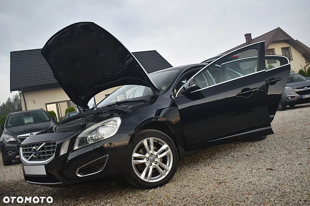Volvo S60 D4 Momentum - 13