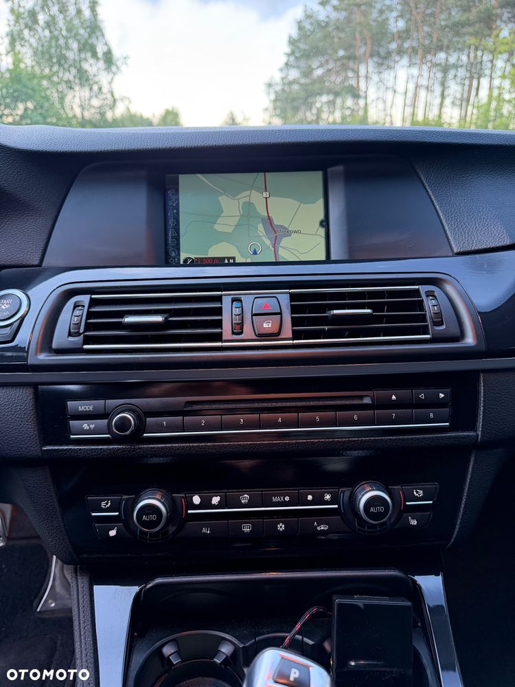 BMW Seria 5 520d - 11