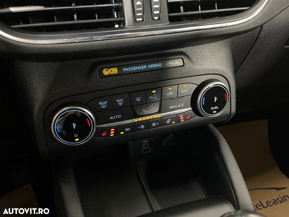 Ford Kuga 1.5 EcoBoost FWD Titanium - 19