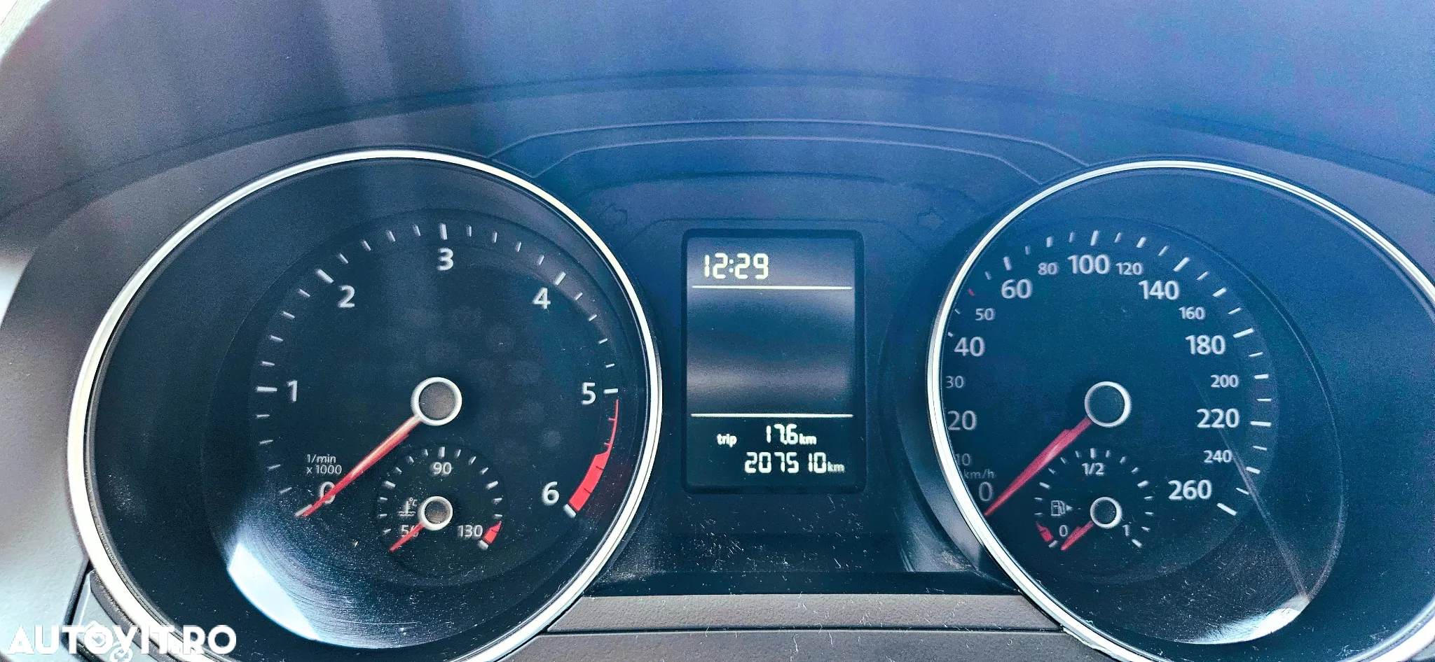 Volkswagen Jetta - 9