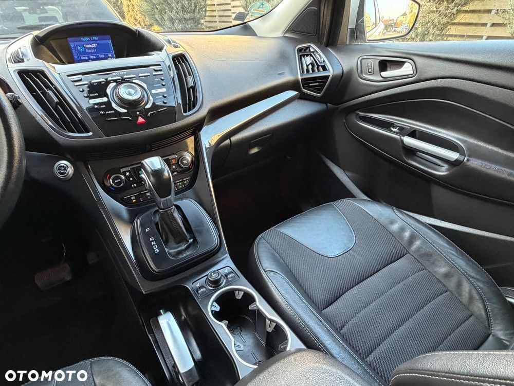 Ford Kuga 2.0 TDCi 4x4 Titanium - 24