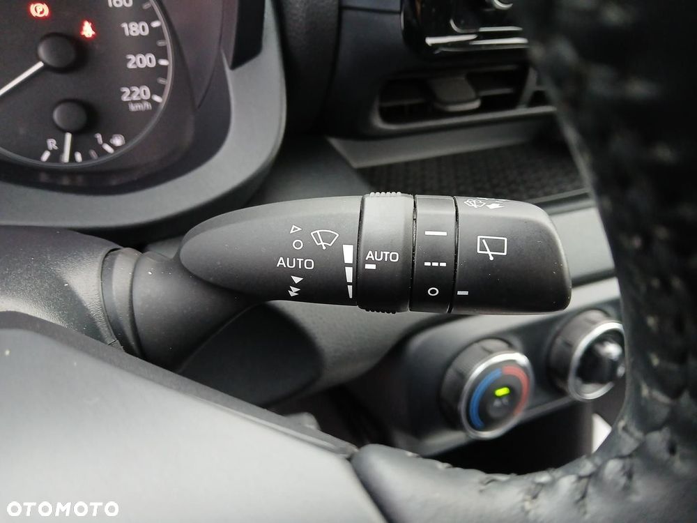 Toyota Yaris - 29