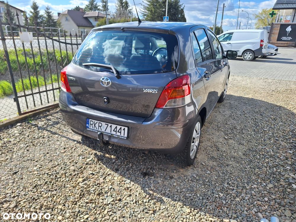 Toyota Yaris 1.0 VVT-i Life - 17