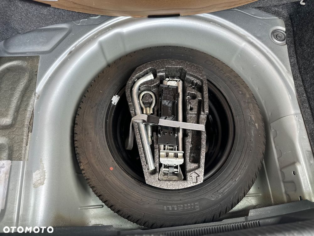 Volkswagen Polo - 22