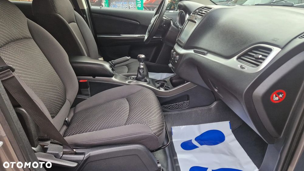 Fiat Freemont 2.0 Multijet 16V DPF Urban - 29