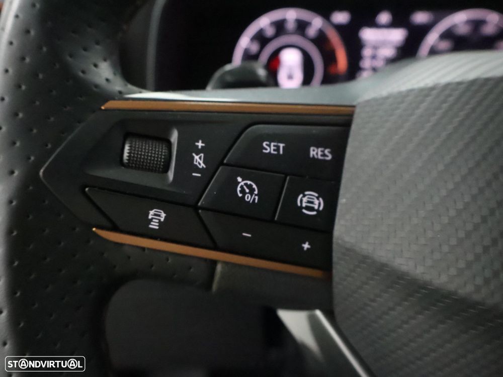 Cupra Leon ST 1.5 eTSI MID DSG - 18