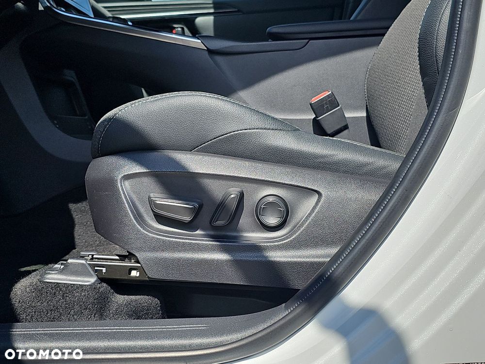 Toyota bZ4X 71.4kWh 4x4 Prestige - 12