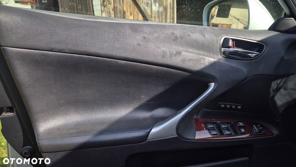 Lexus IS 250 Comfort - 25