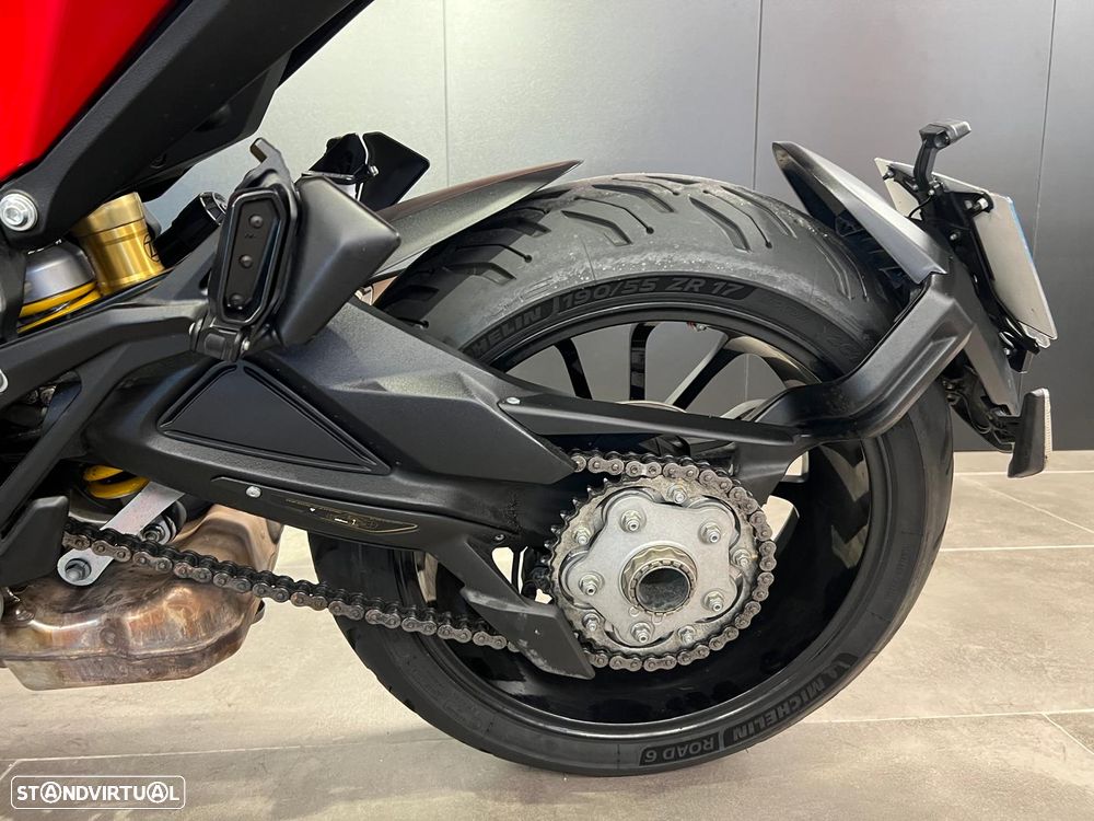 MV Agusta Turismo Veloce ROSSO 800 - 5