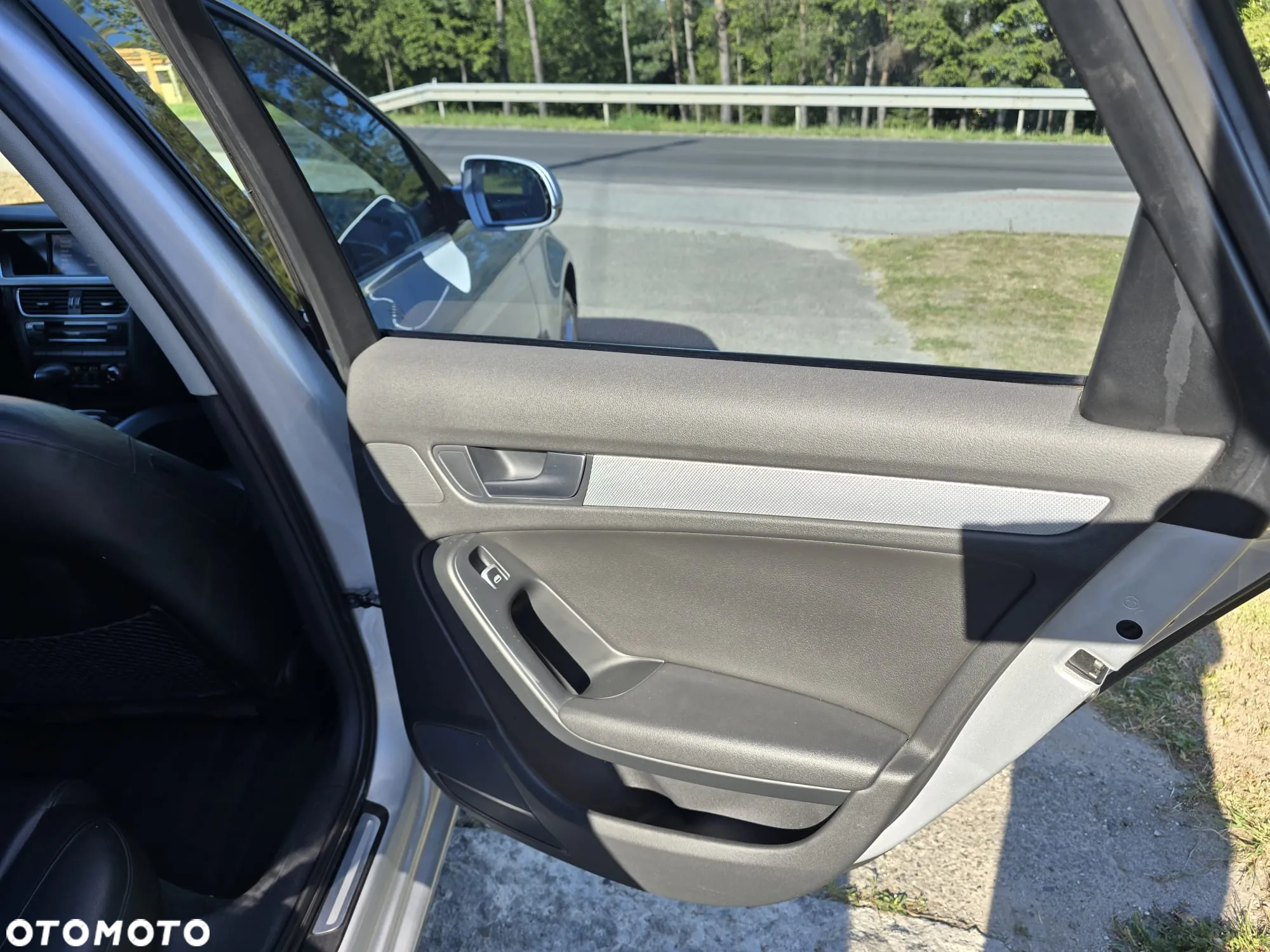 Audi A4 Avant 2.0 TDI DPF multitronic Ambiente - 15