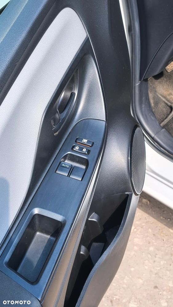 Toyota Yaris 1.5 Active - 13