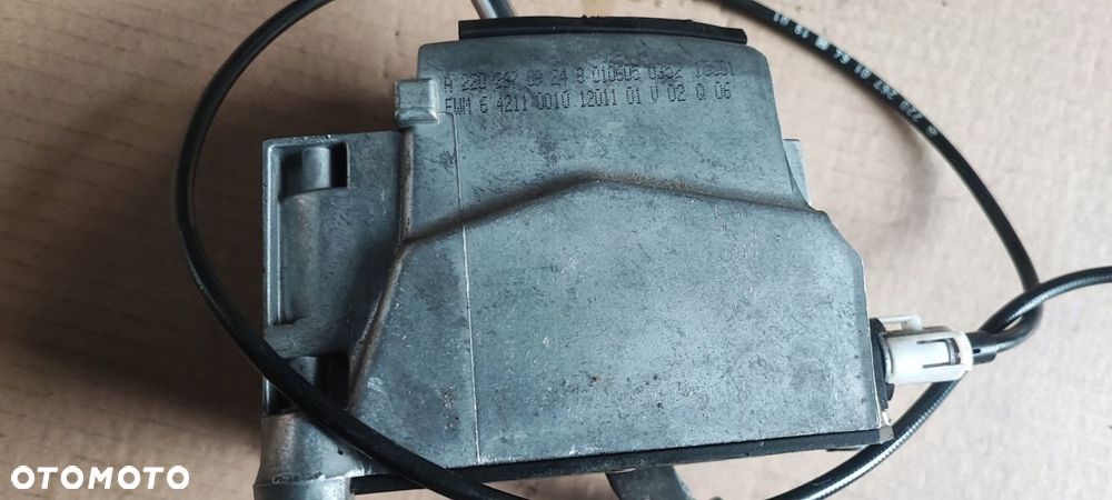 2202670924 MERCEDES W220 4.0 CDI WYBIERAK A2202670924 - 4
