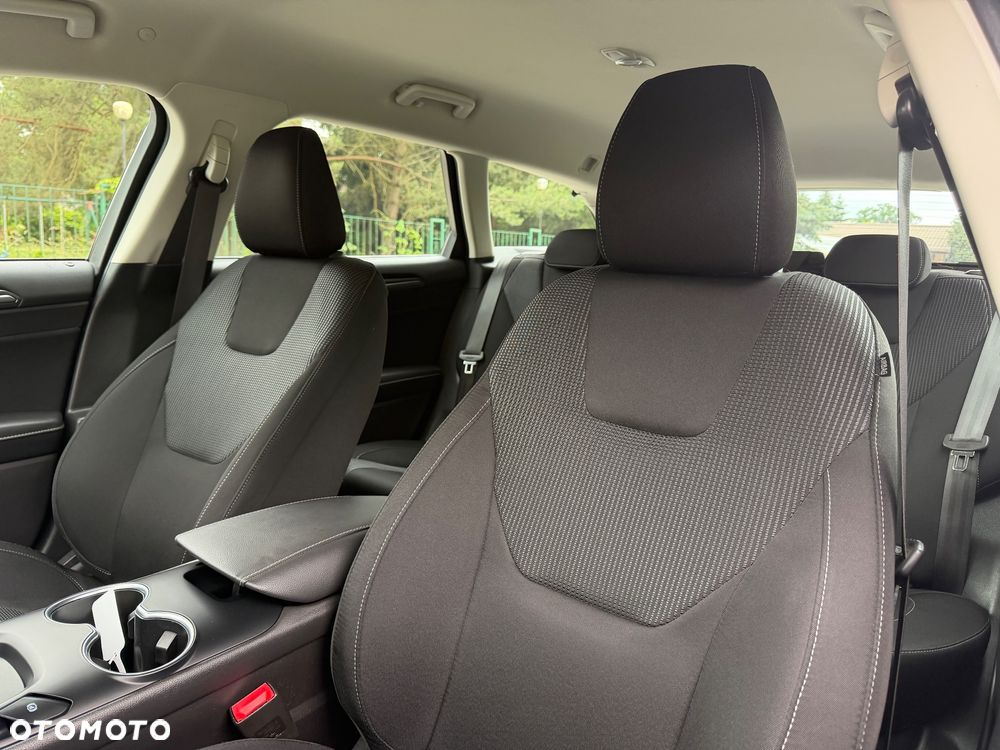 Ford Mondeo 2.0 EcoBlue Titanium - 29
