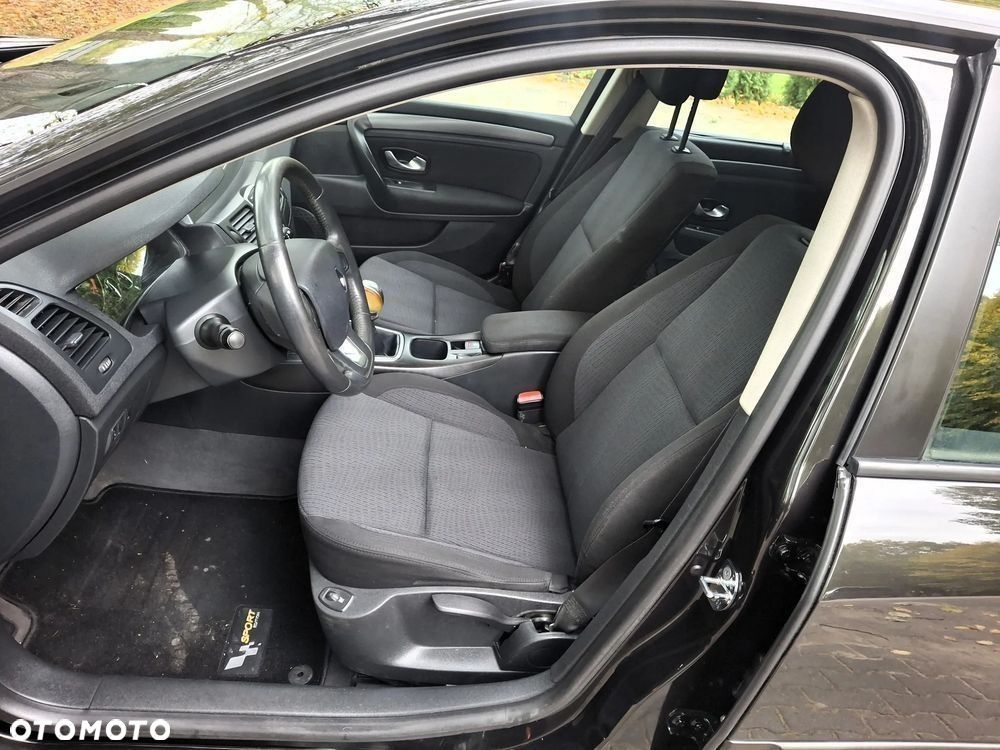Renault Laguna 1.6 16V Emotion - 6