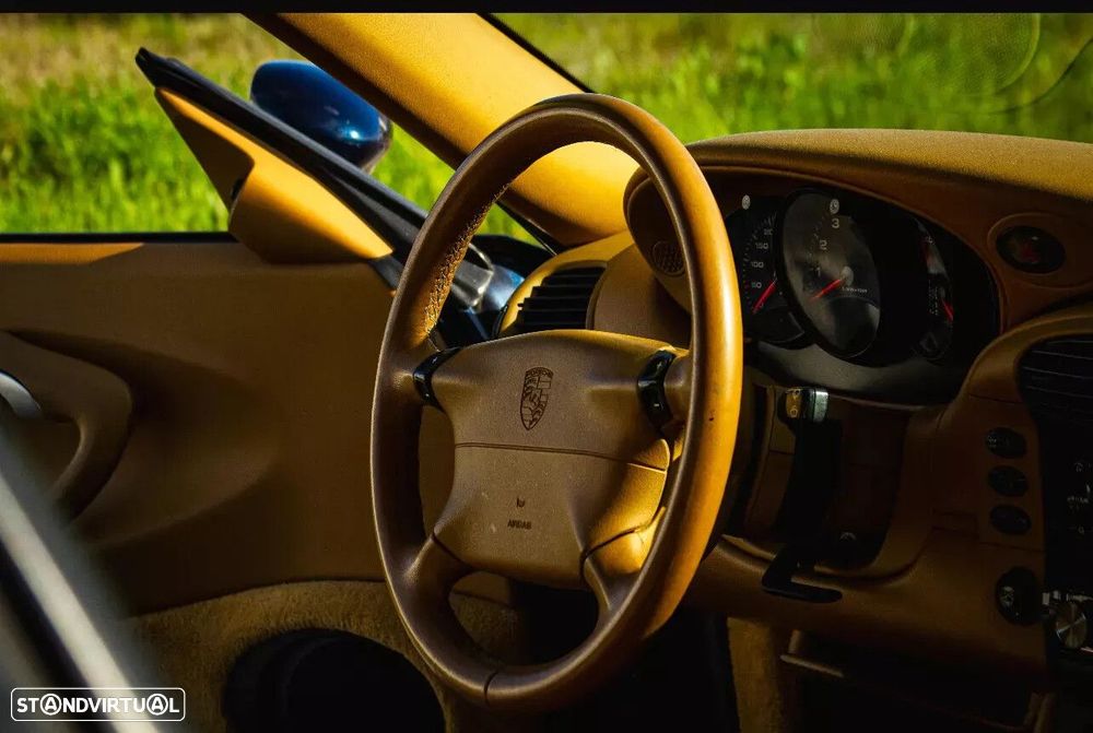 Porsche 911 (996) - 7