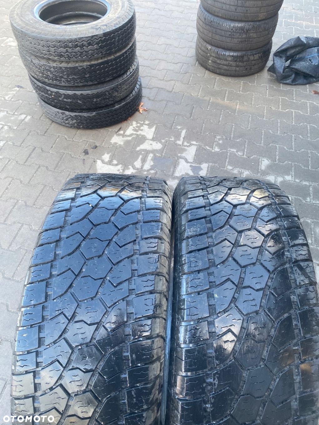35x12.50-22 117Q Radar Renegade A/T 2szt. - 1
