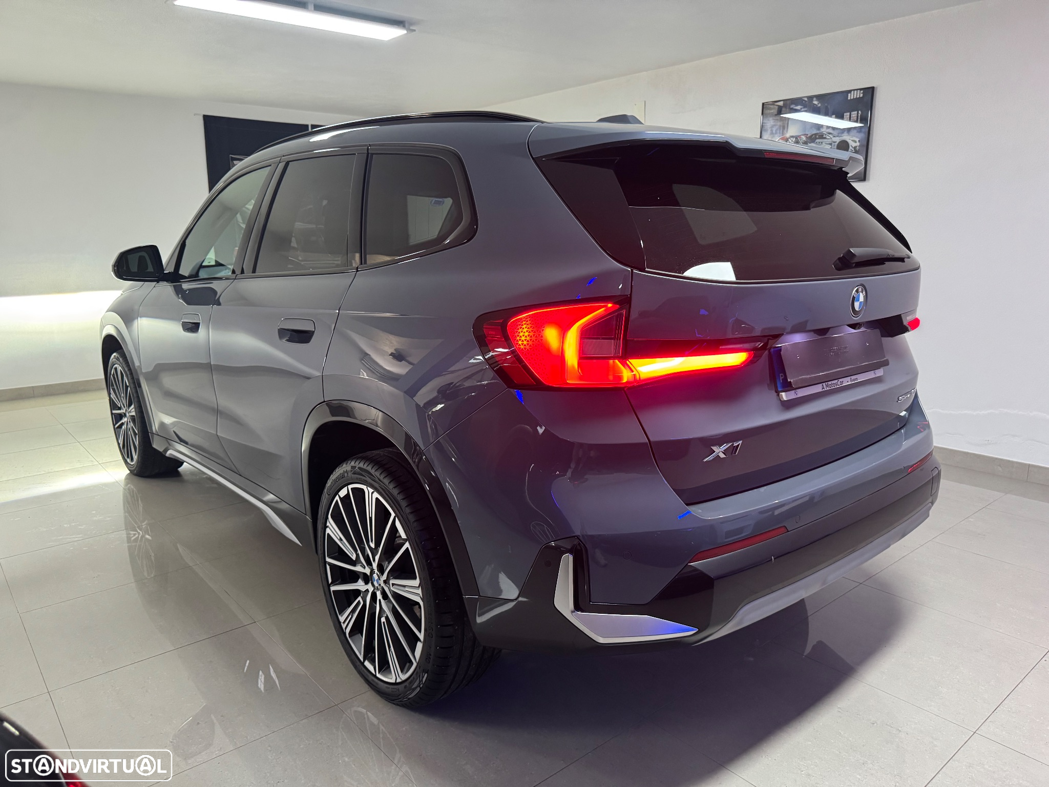 BMW X1 sDrive18i xLine - 33