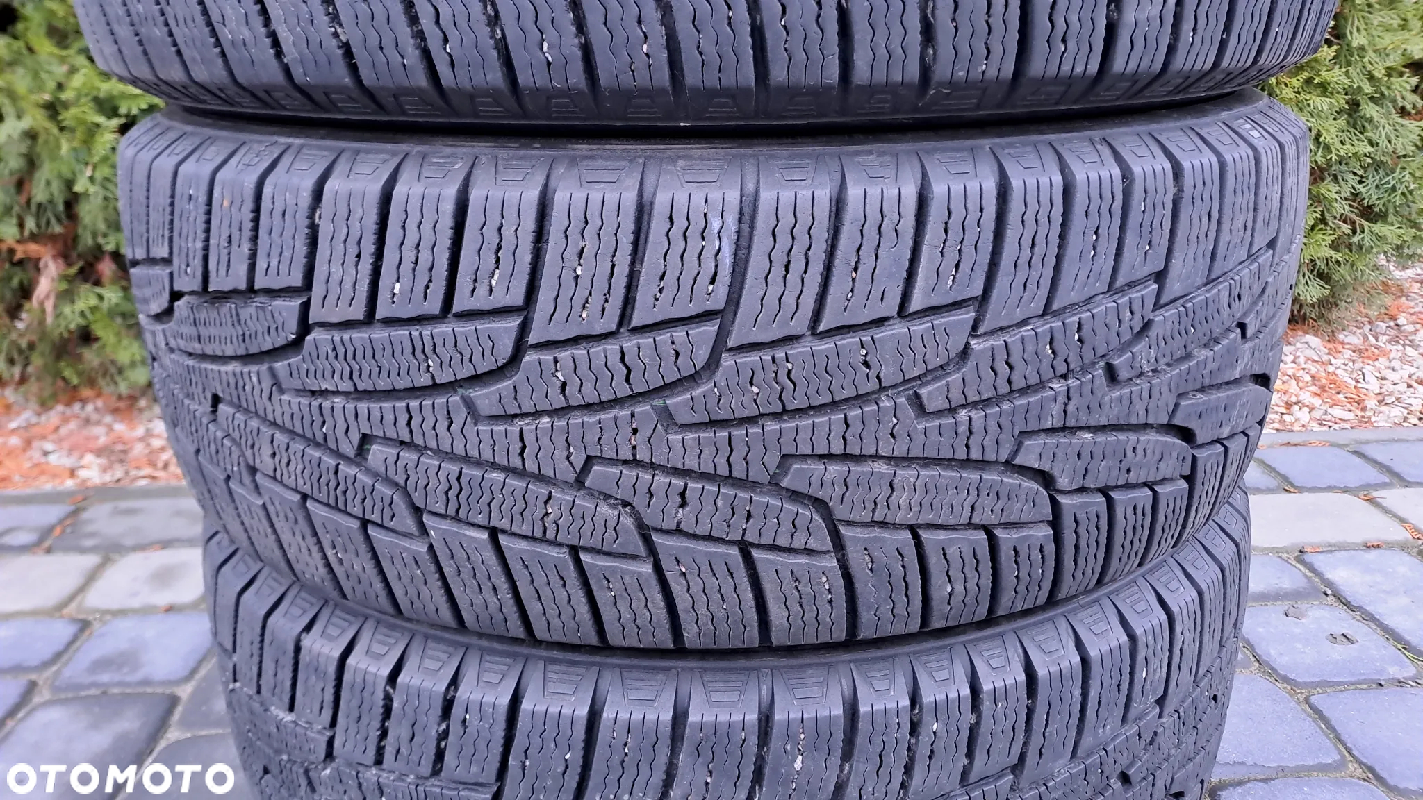 Opony zimowe Kumho IZen KW 31 225/60 R17 - 4
