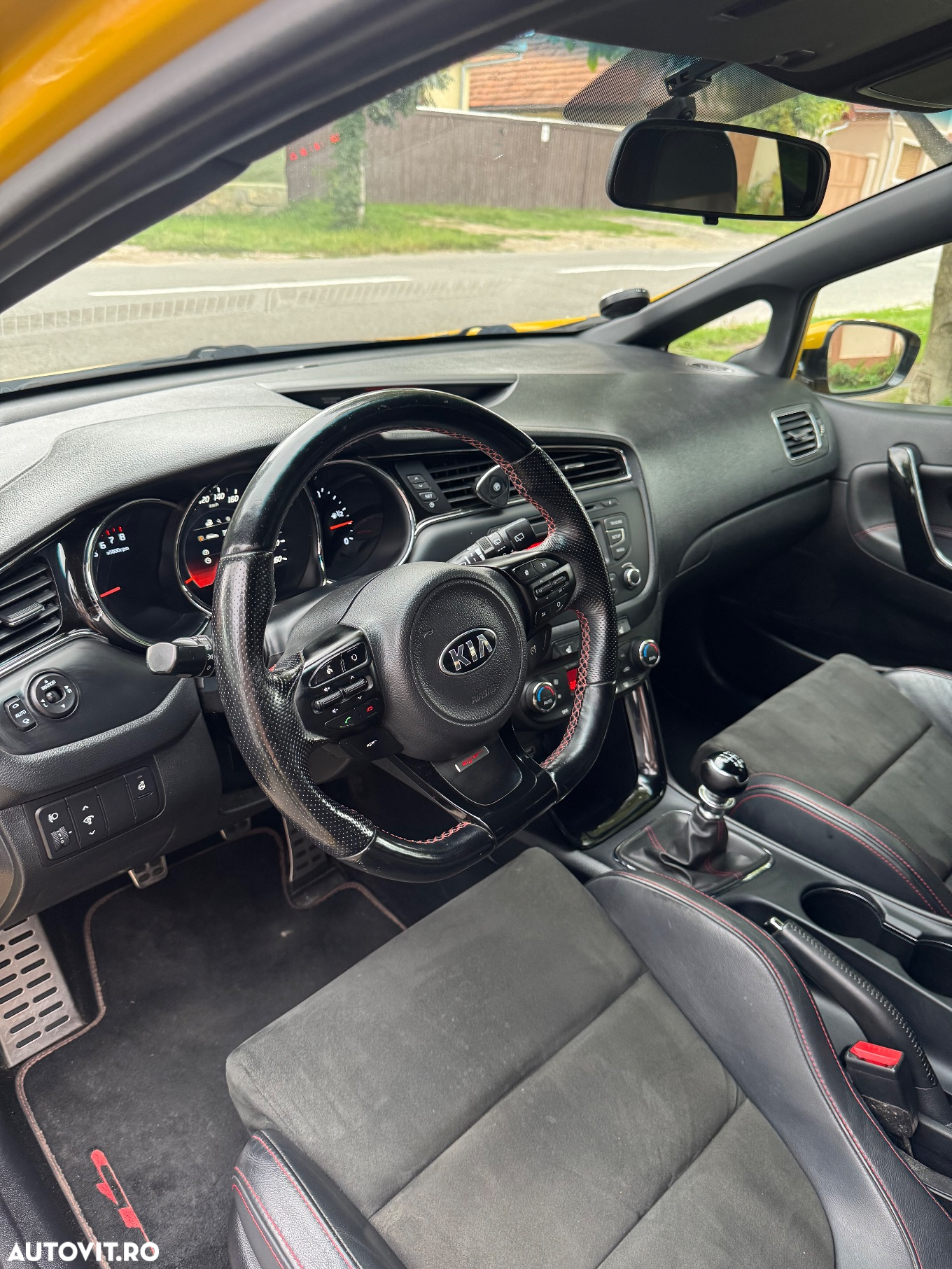 Kia Ceed Cee'd 1.6 T-GDI GT - 8