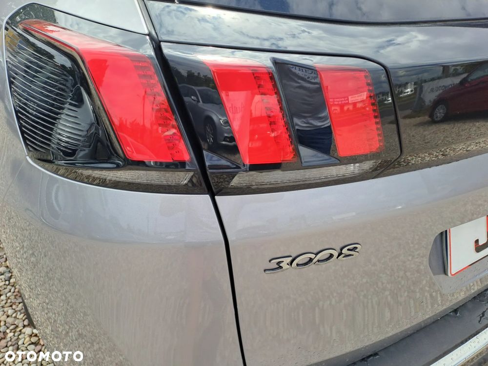 Peugeot 3008 1.5 BlueHDi Allure Pack S&S EAT8 - 19