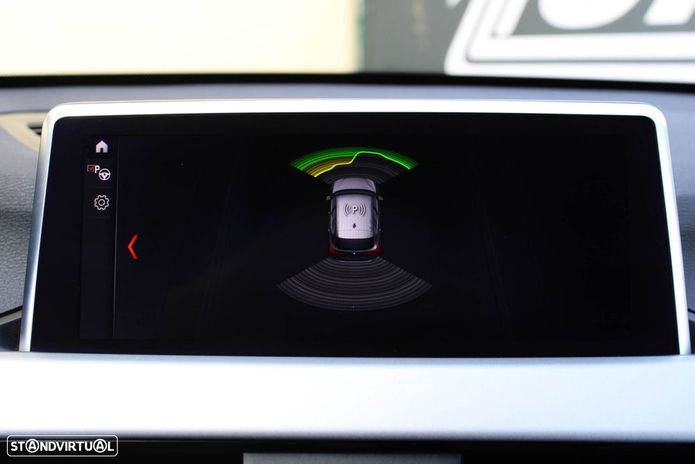 BMW X1 18 d sDrive Auto - 43