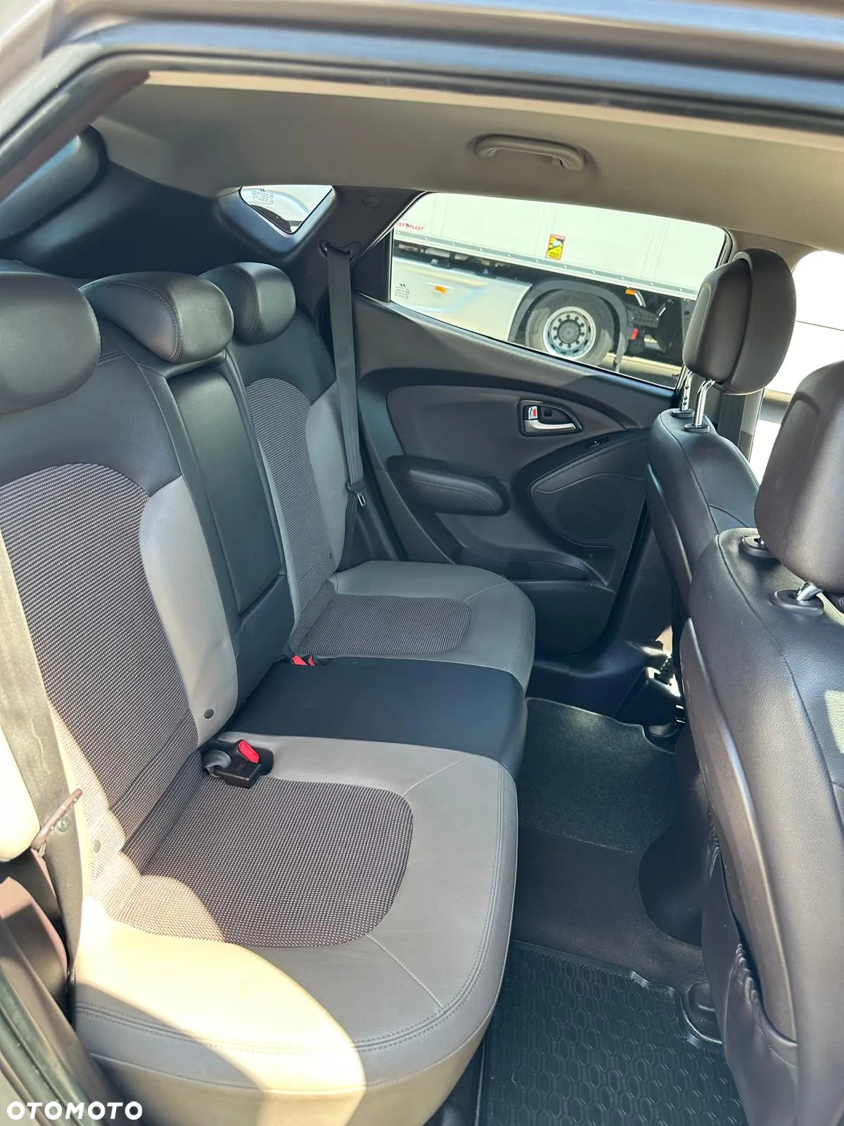 Hyundai ix35 - 12