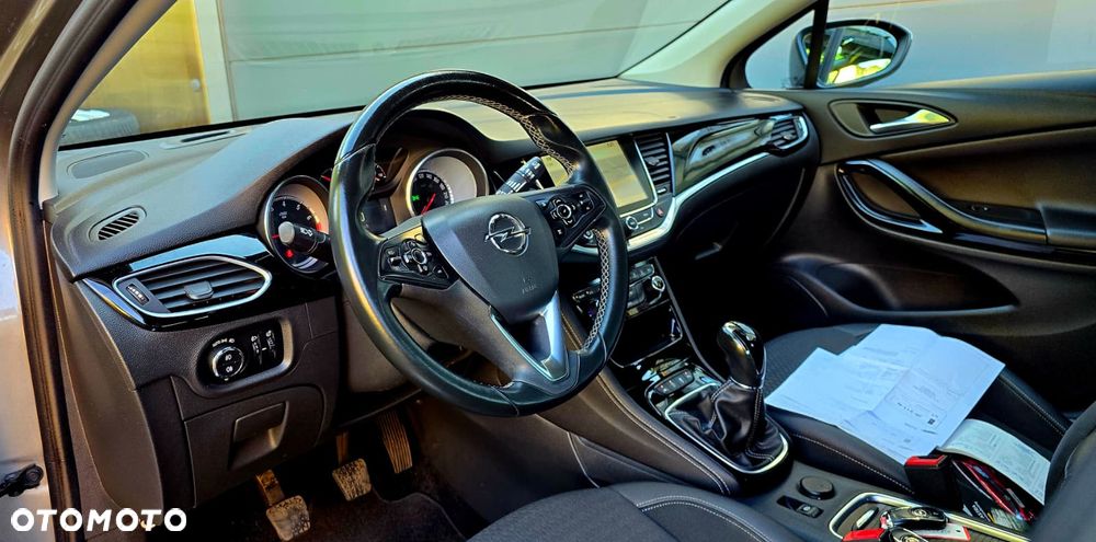 Opel Astra 1.4 Turbo Dynamic - 37