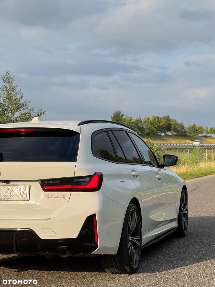 BMW Seria 3 318d MHEV M Sport - 11