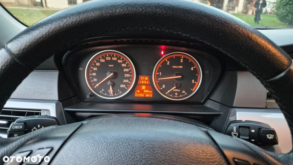 BMW Seria 5 - 12