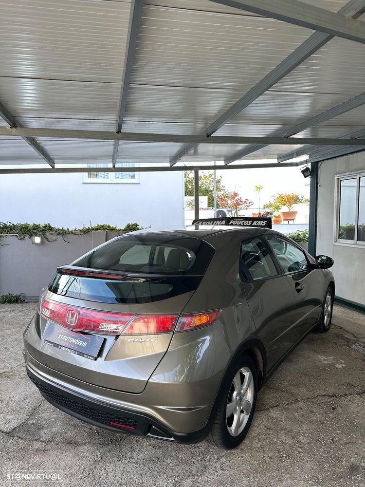 Honda Civic 1.4 Sport - 10