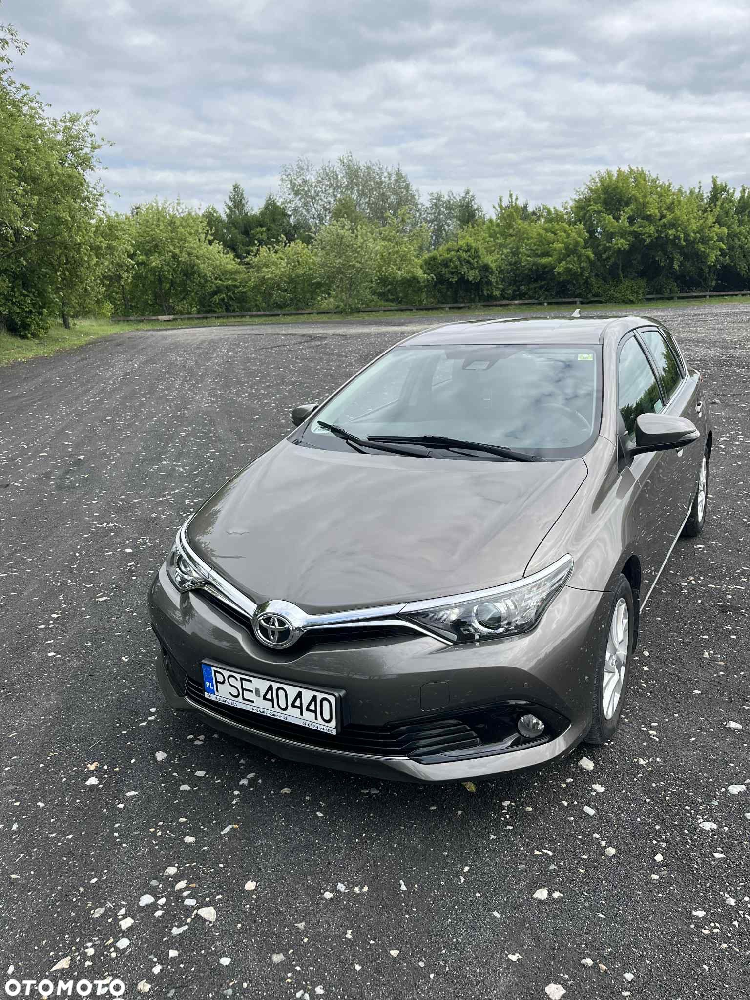 Toyota Auris 1.6 Comfort - 1