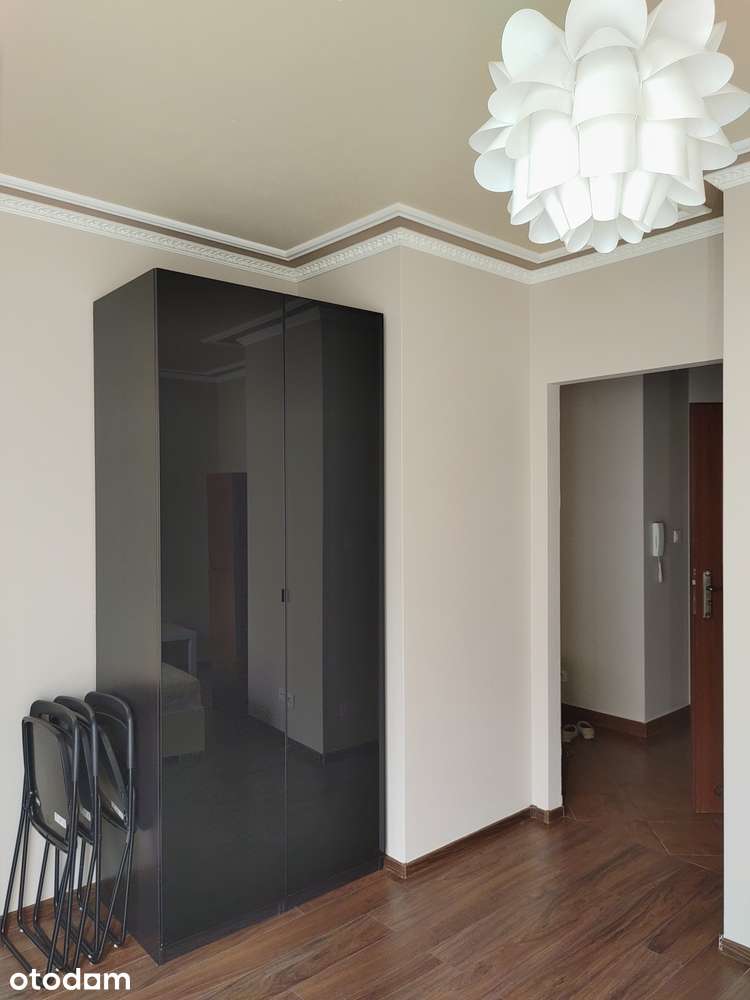 Komfortowe dwupokojowe w apartamentowcu, po remoncie, przy parku