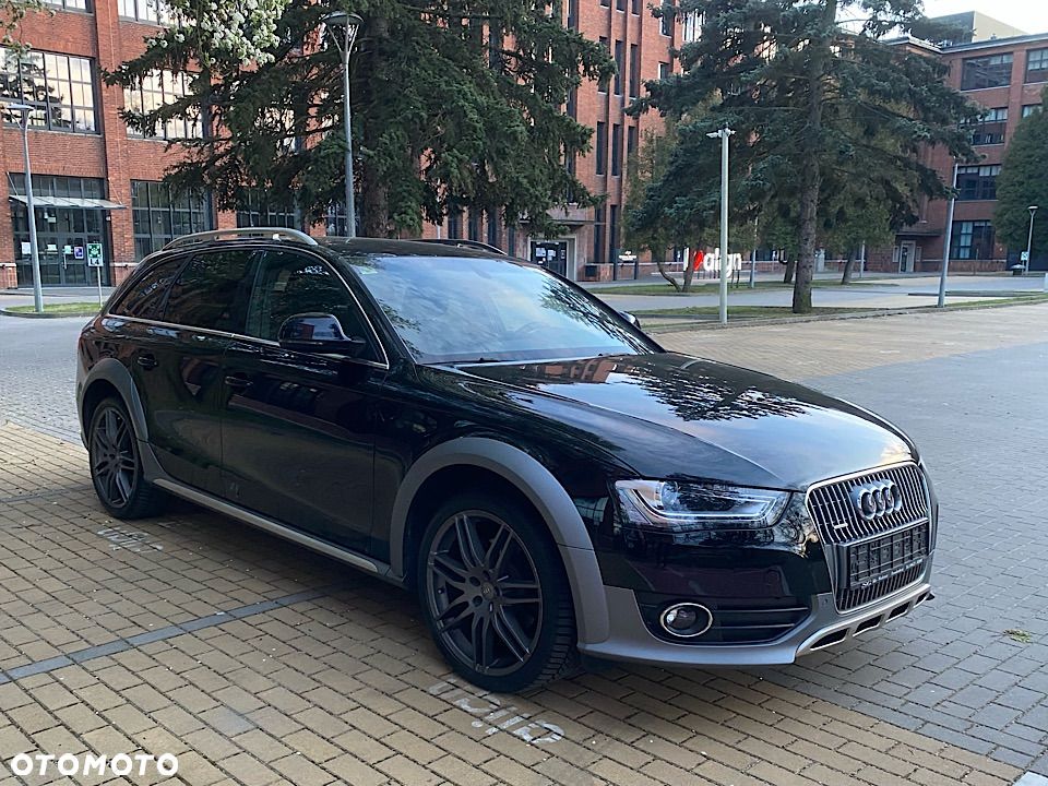 Audi A4 Allroad - 23