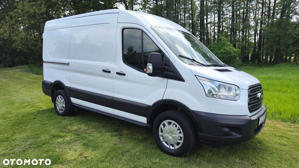 Ford Transit - 25