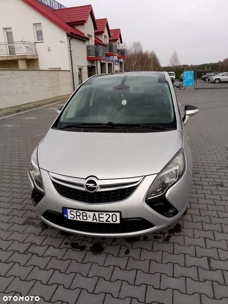 Opel Zafira - 1