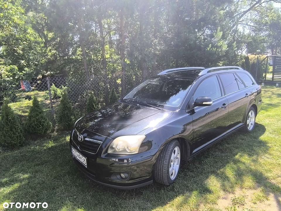Toyota Avensis 2.0 D-4D - 1
